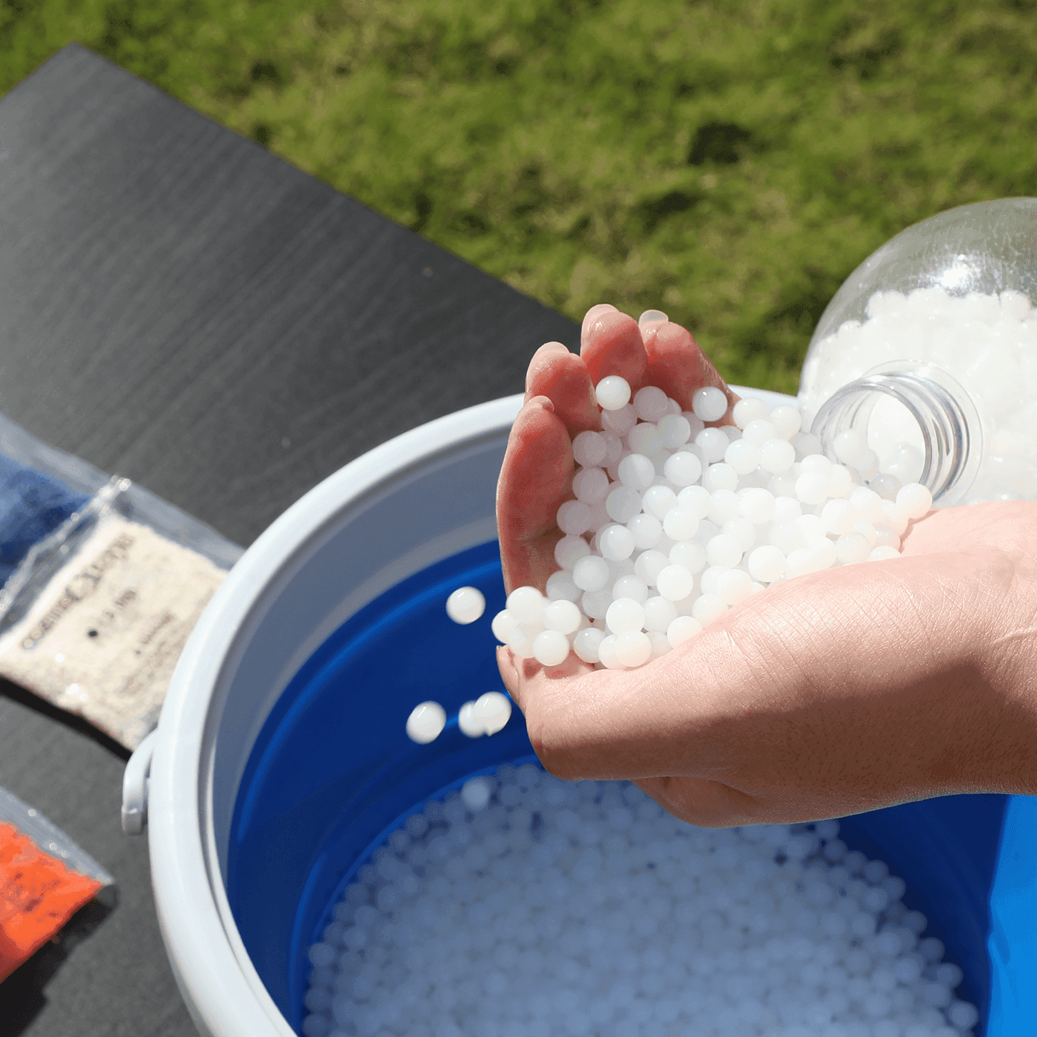 70K सफ़ेद जेल बॉल्स (सामान्य)